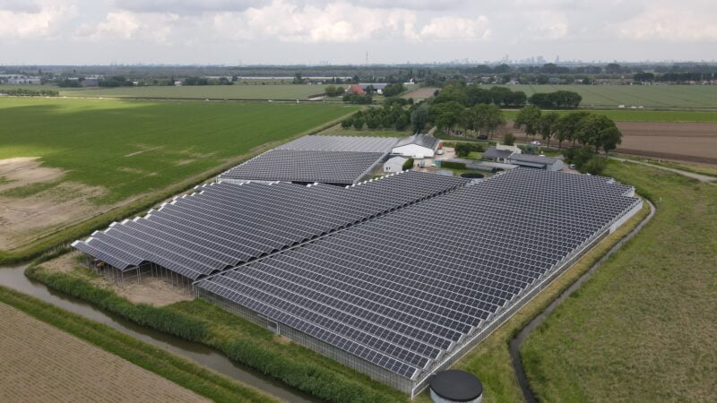 PV-panelen met glazen achterkant